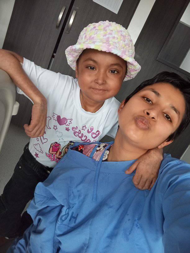 Madre y Alixon Fundacion Abraza un Sueño